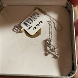 10k white gold with diamond accent necklace